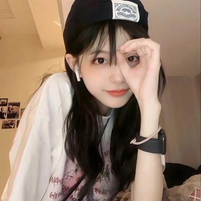 我们在黑夜中相拥